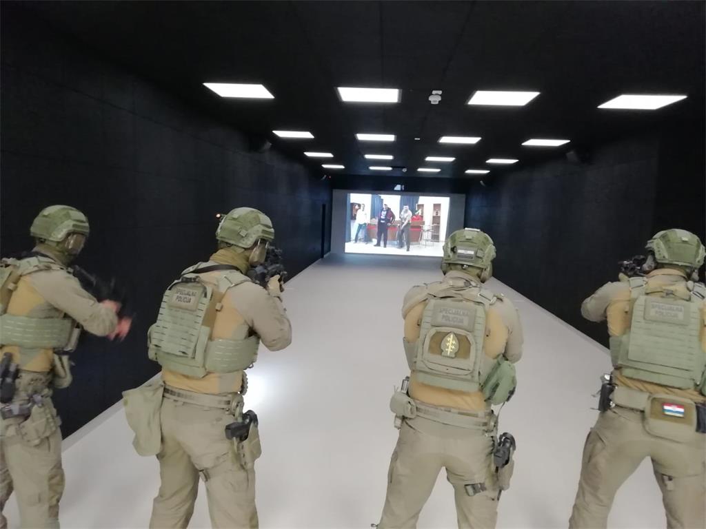 Slika /slike/Ja%C4%8Danje%20kapaciteta%20specijalne%20policije%20u%20borbi%20protiv%20terorizma/SLIKA%2012.jpg