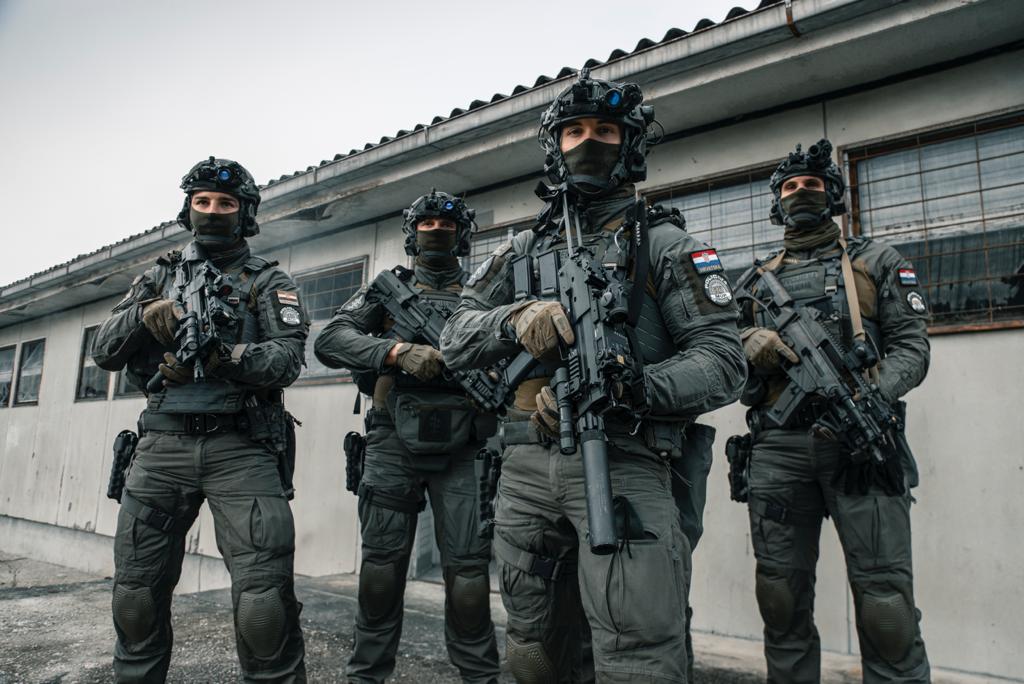 Slika /slike/Modernizacija%20tehni%C4%8Dke%20opreme%20za%20potrebe%20Specijalne%20policije%20MUP-a%20RH/IMG-20220610-WA0003.jpg