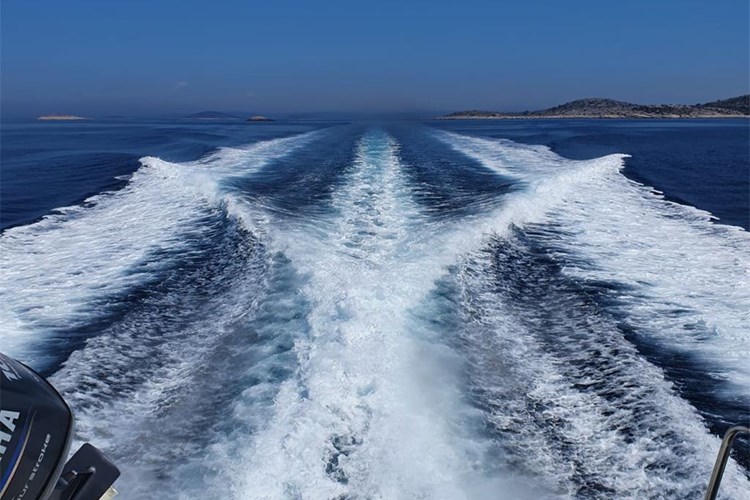 Slika /slike/Odr%C5%BEavanje%20plovila%20za%20nadzor%20dr%C5%BEavne%20granice%20na%20moru%20i%20rijekama%20za%202020%20i%202021.%20godinu/IMG-20210615-WA0014.jpg